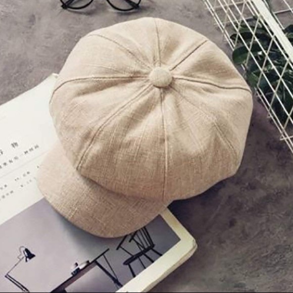 Forever 21 Accessories - Cabby hat